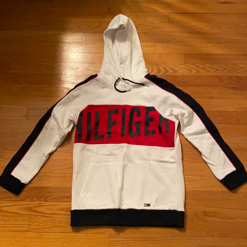 Red, White, and Dark Blue Tommy Hilfiger XS Hoodie